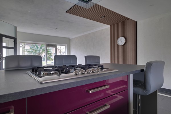 Medium property photo - De Leigraaf 73, 6932 BB Westervoort